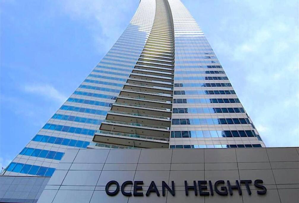 1 Bed Apartment With Sea View, Pool, Gym & Free Parking In Dubai Marina Exterior photo